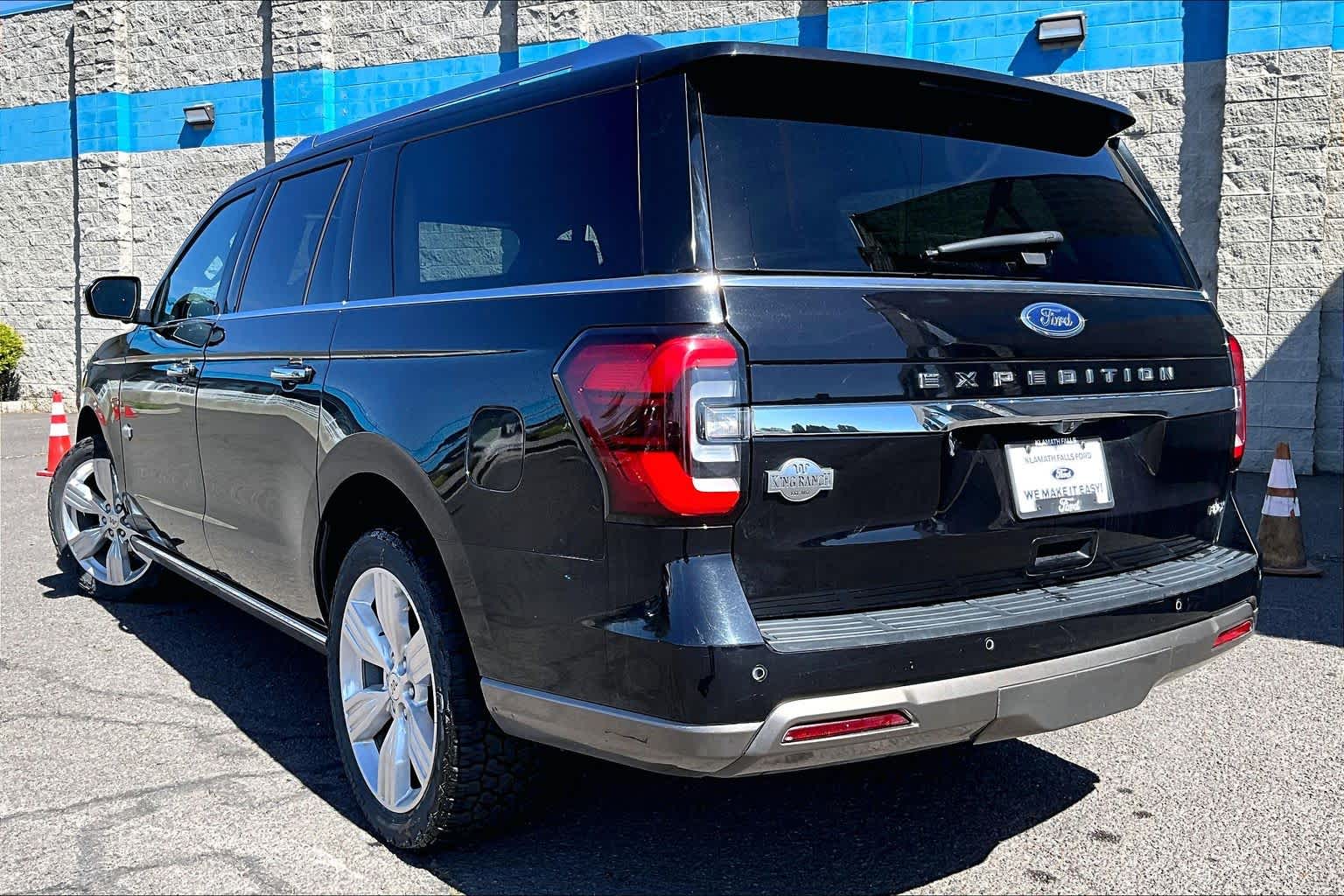 Thumbnail: 2022 Ford Expedition MAX - 4