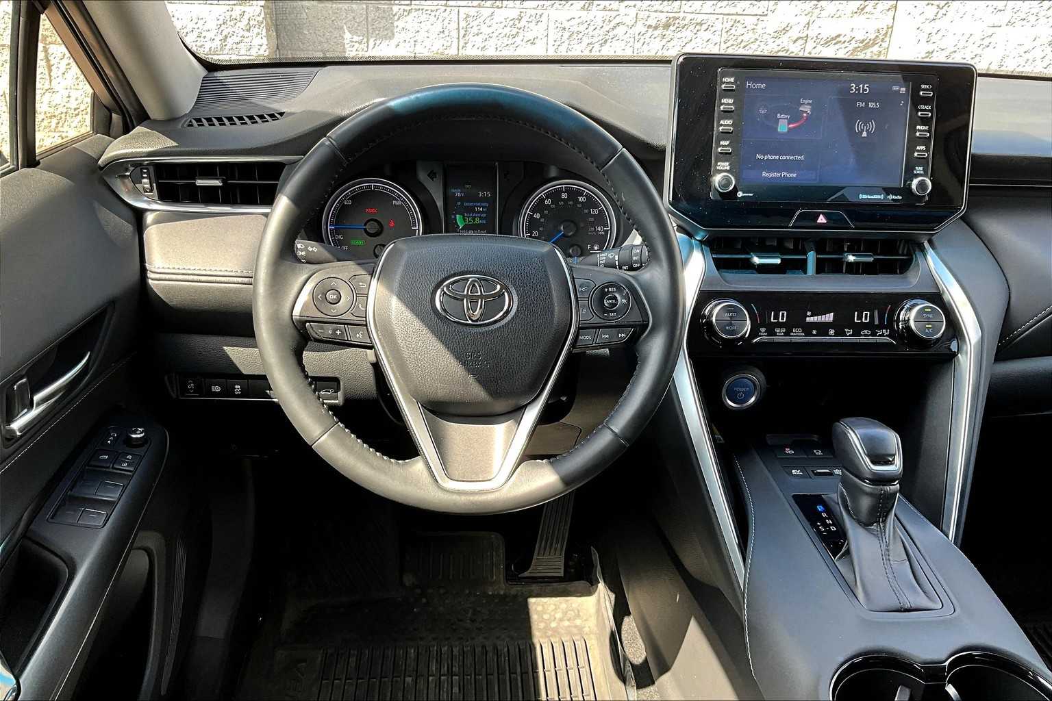 2022 Toyota Venza LE 14