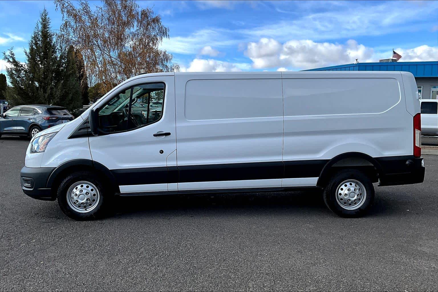 Thumbnail: 2026 Ford Transit Series - 3