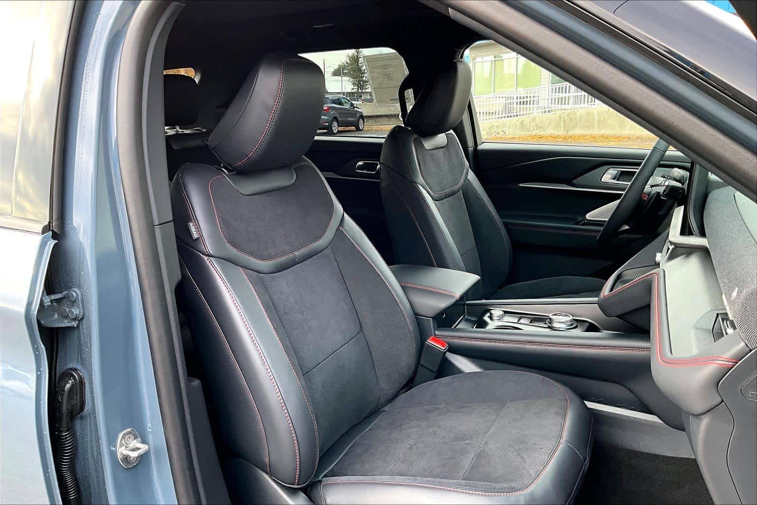 Thumbnail: 2026 Ford Explorer - 14