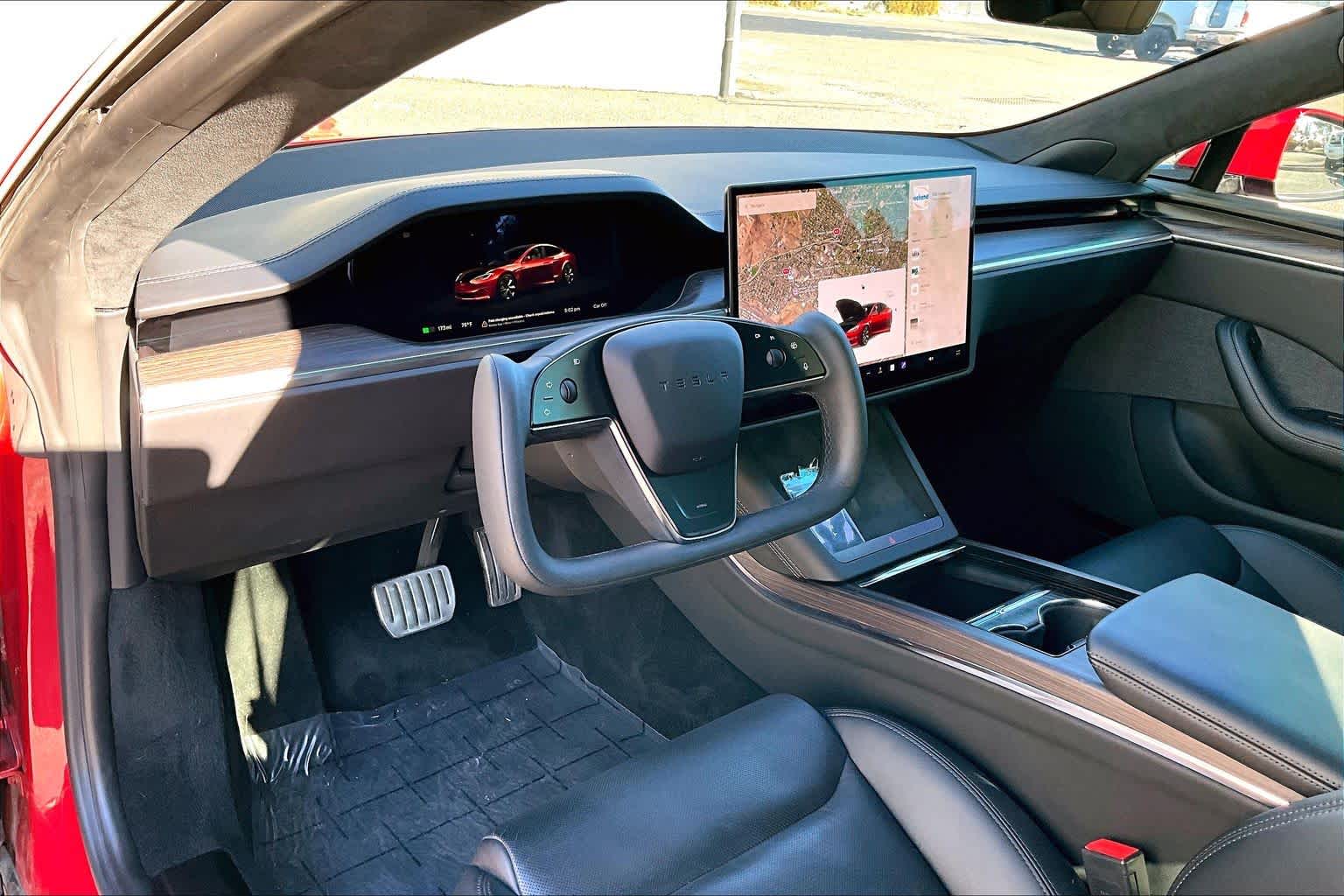 Thumbnail: 2022 Tesla Model S - 2