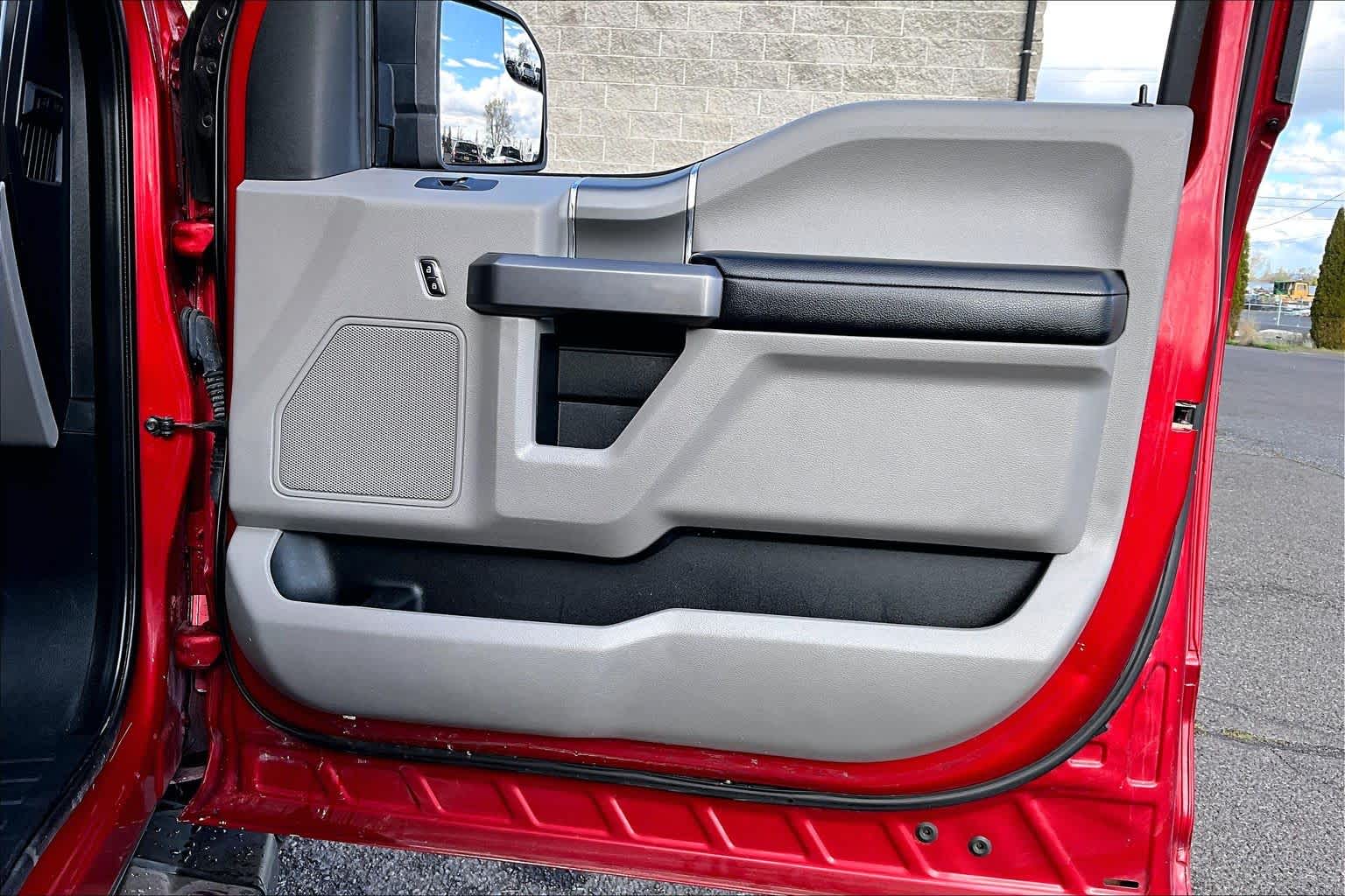 Thumbnail: 2020 Ford F-150 - 28