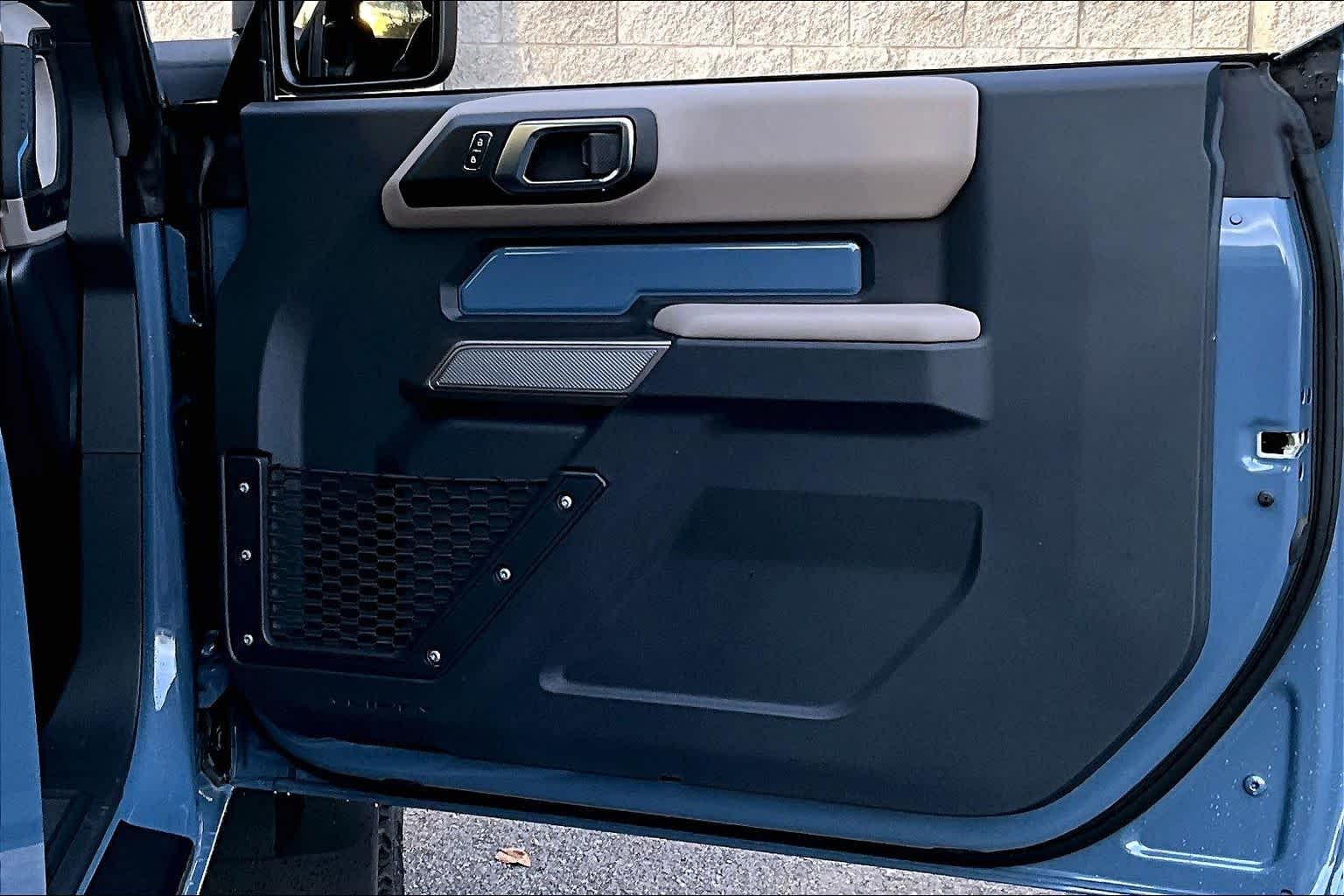 Thumbnail: 2023 Ford Bronco - 28