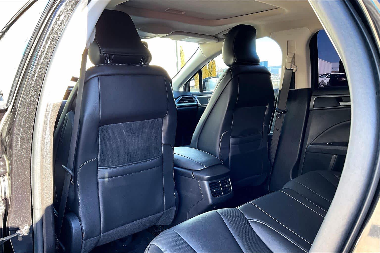 Thumbnail: 2015 Ford Fusion - 12