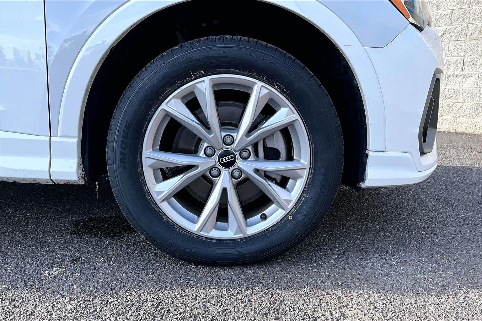 Thumbnail: 2022 Audi Q3 - 34