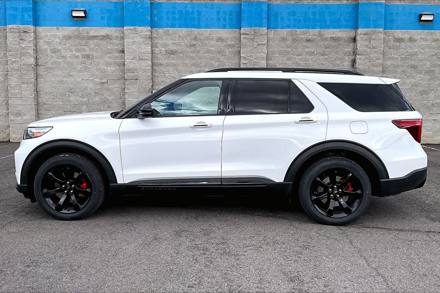 Thumbnail: 2020 Ford Explorer - 3