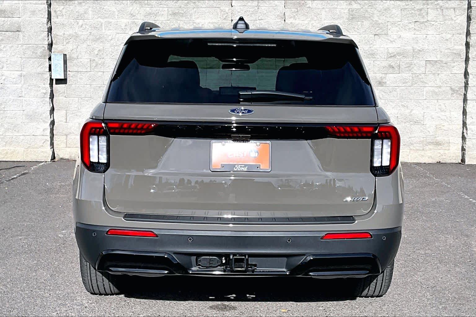 Thumbnail: 2026 Ford Explorer - 5