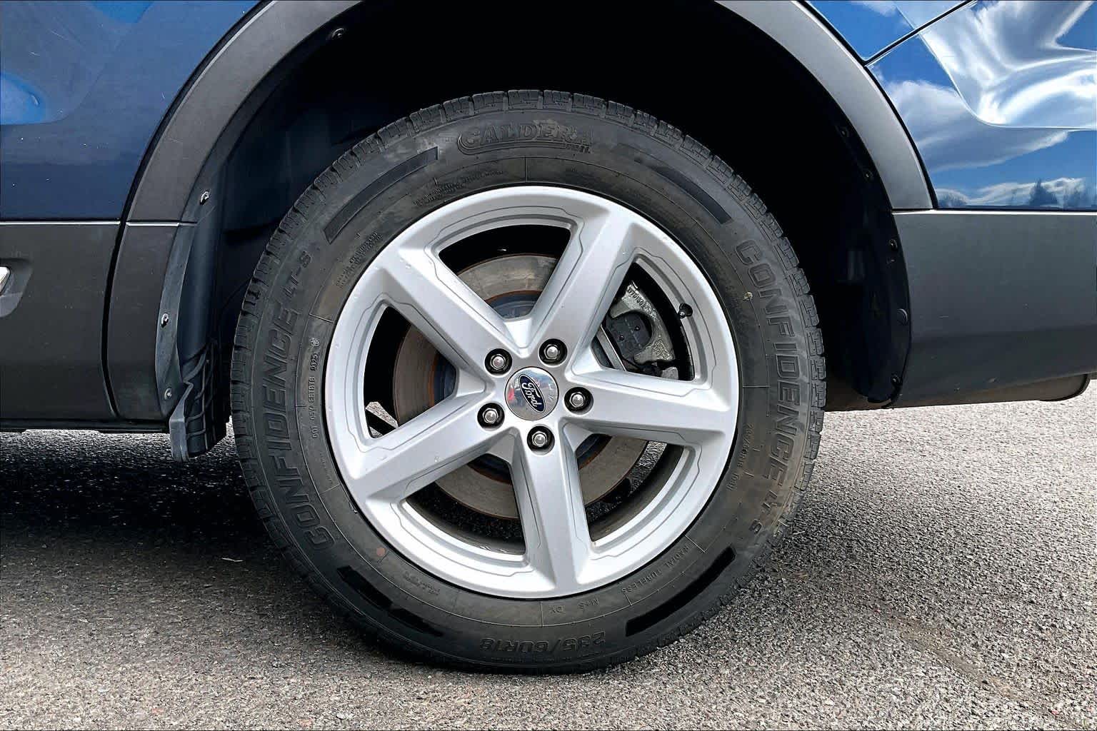 Thumbnail: 2016 Ford Explorer - 35