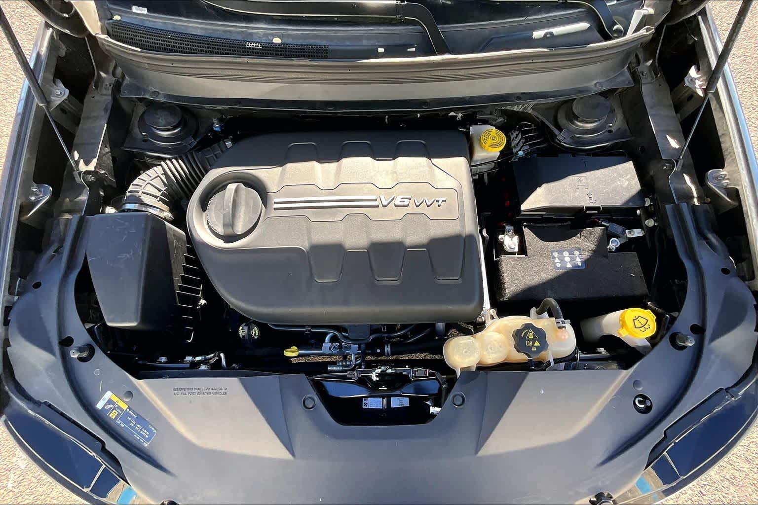 Thumbnail: 2019 Jeep Cherokee - 9