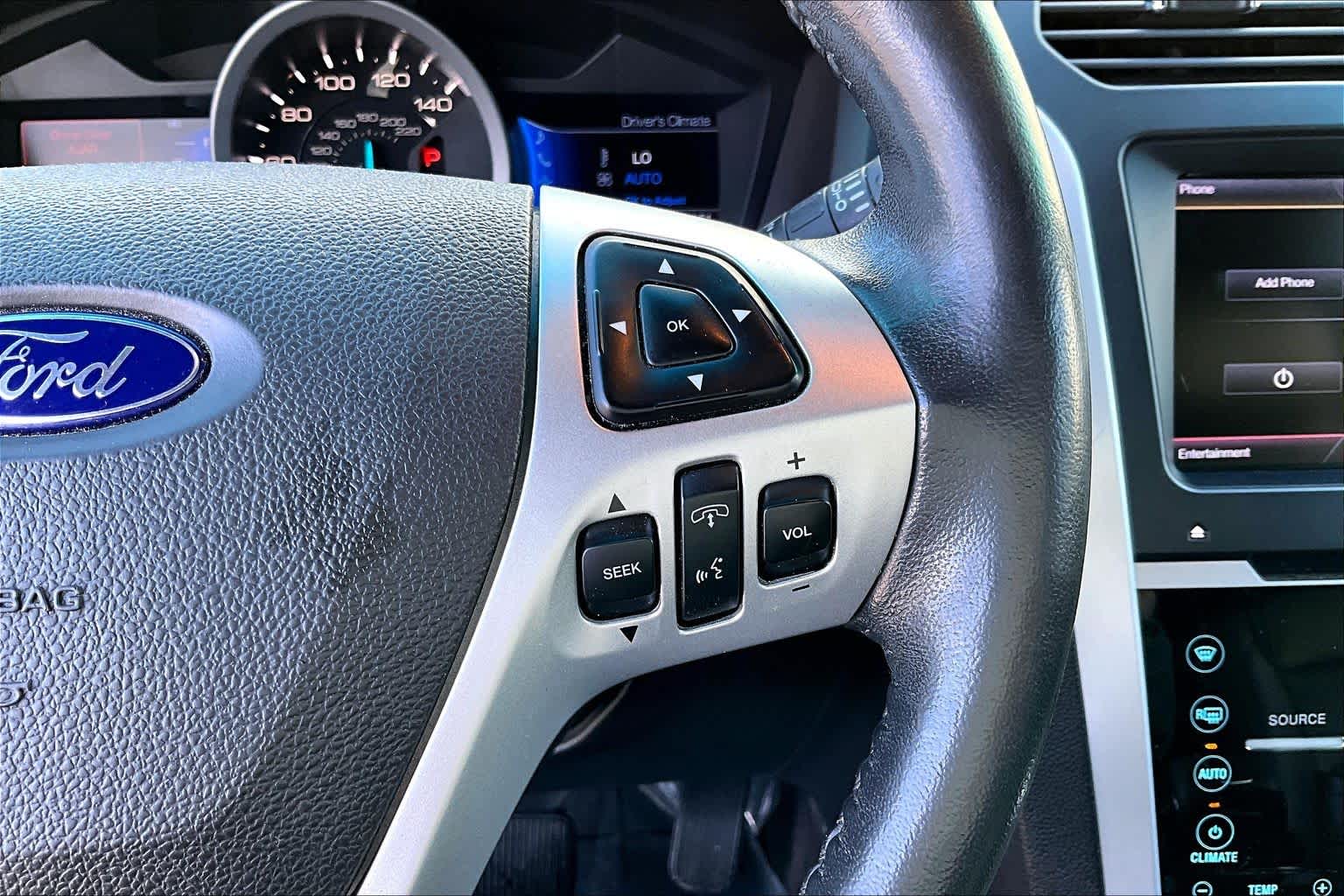 Thumbnail: 2013 Ford Explorer - 25