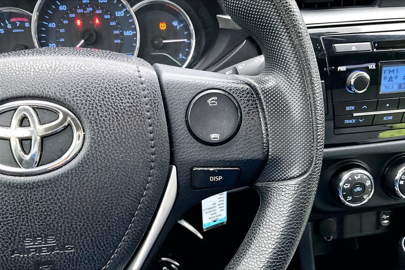 Thumbnail: 2014 Toyota Corolla - 25