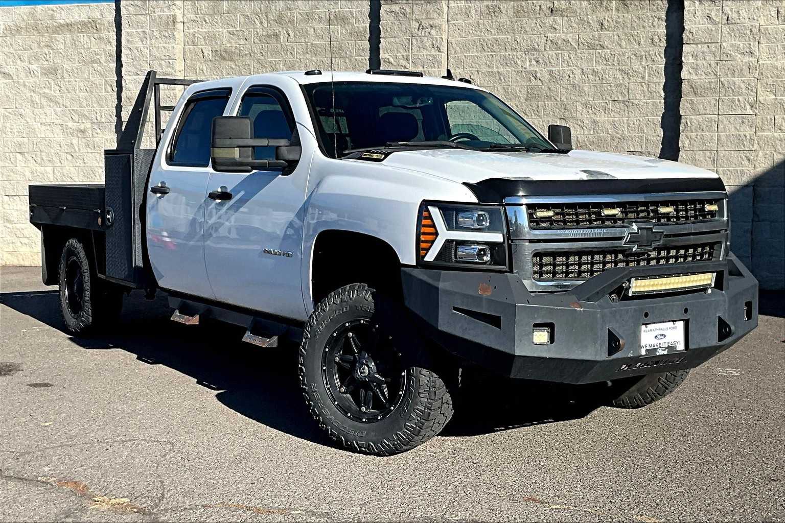 Thumbnail: 2010 Chevrolet Silverado 3500 - 21