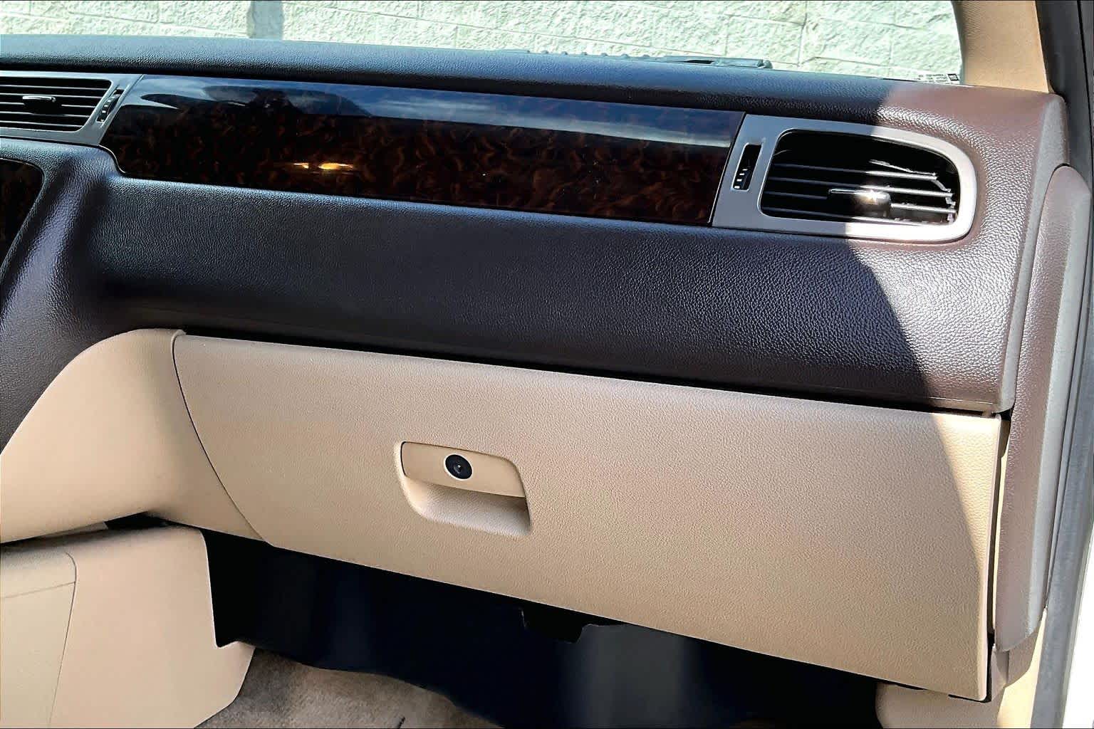 Thumbnail: 2014 GMC Sierra 2500 - 23