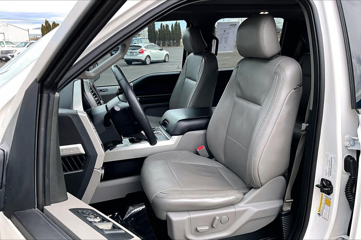 Thumbnail: 2016 Ford F-150 - 11