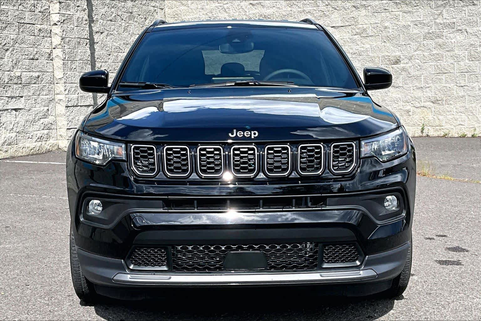 Thumbnail: 2025 Jeep Compass - 6