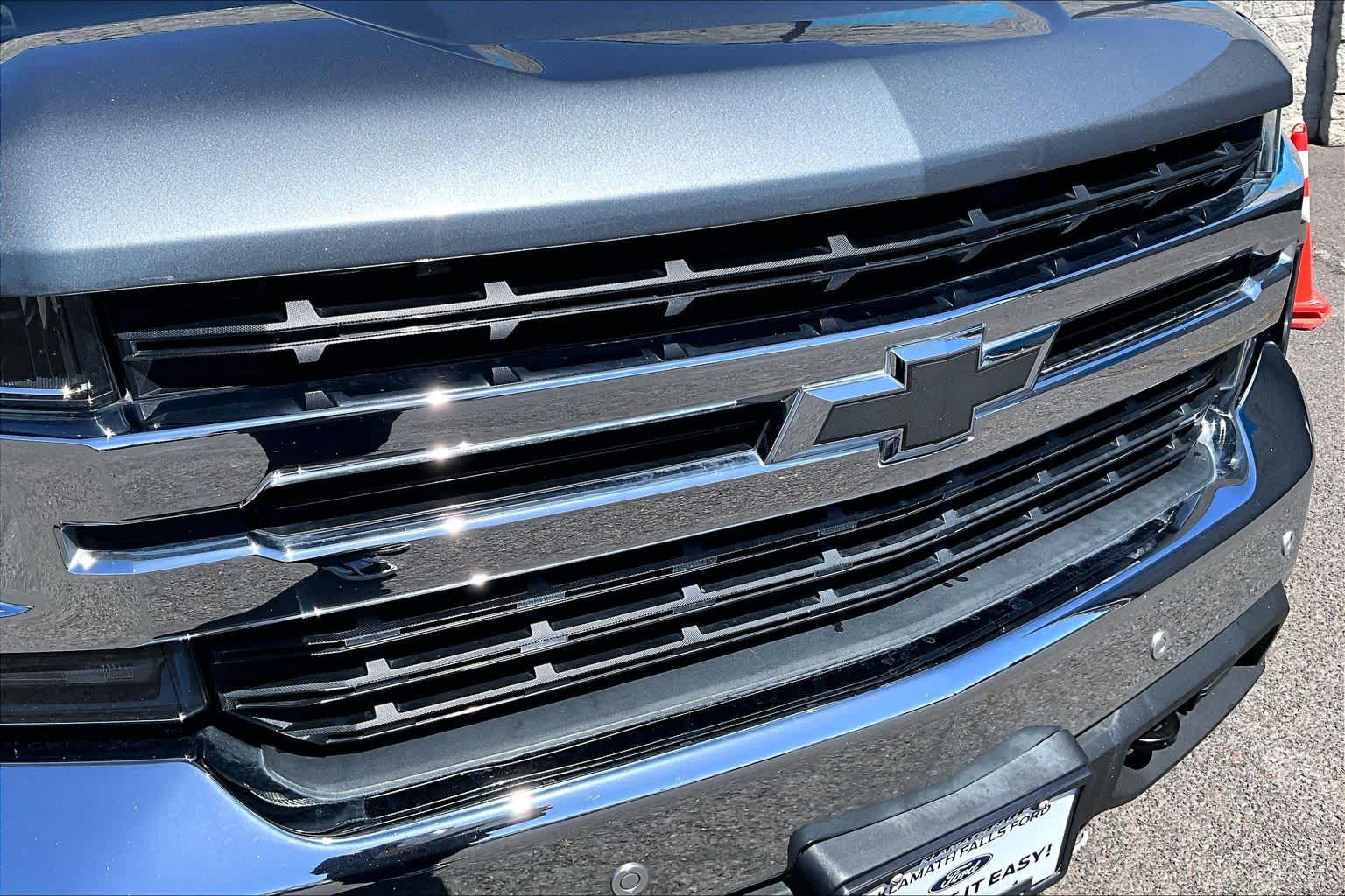 Thumbnail: 2019 Chevrolet Silverado 1500 - 33