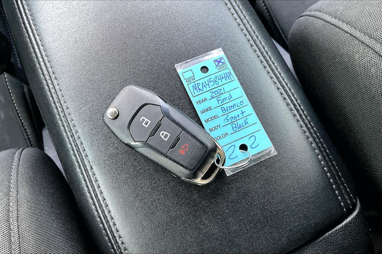 Thumbnail: 2021 Ford Bronco Sport - 19