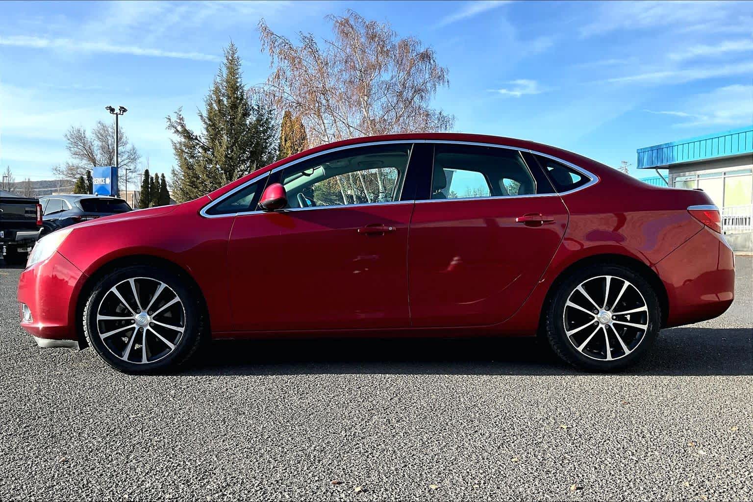 Thumbnail: 2017 Buick Verano - 3