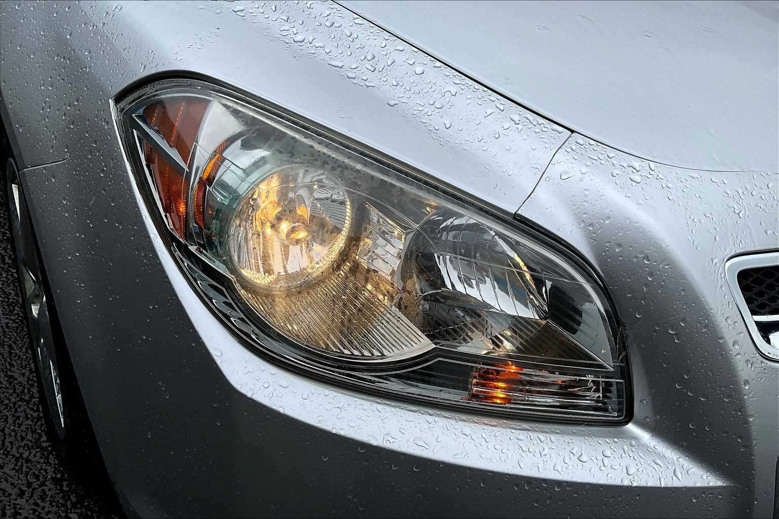 Thumbnail: 2012 Chevrolet Malibu - 31