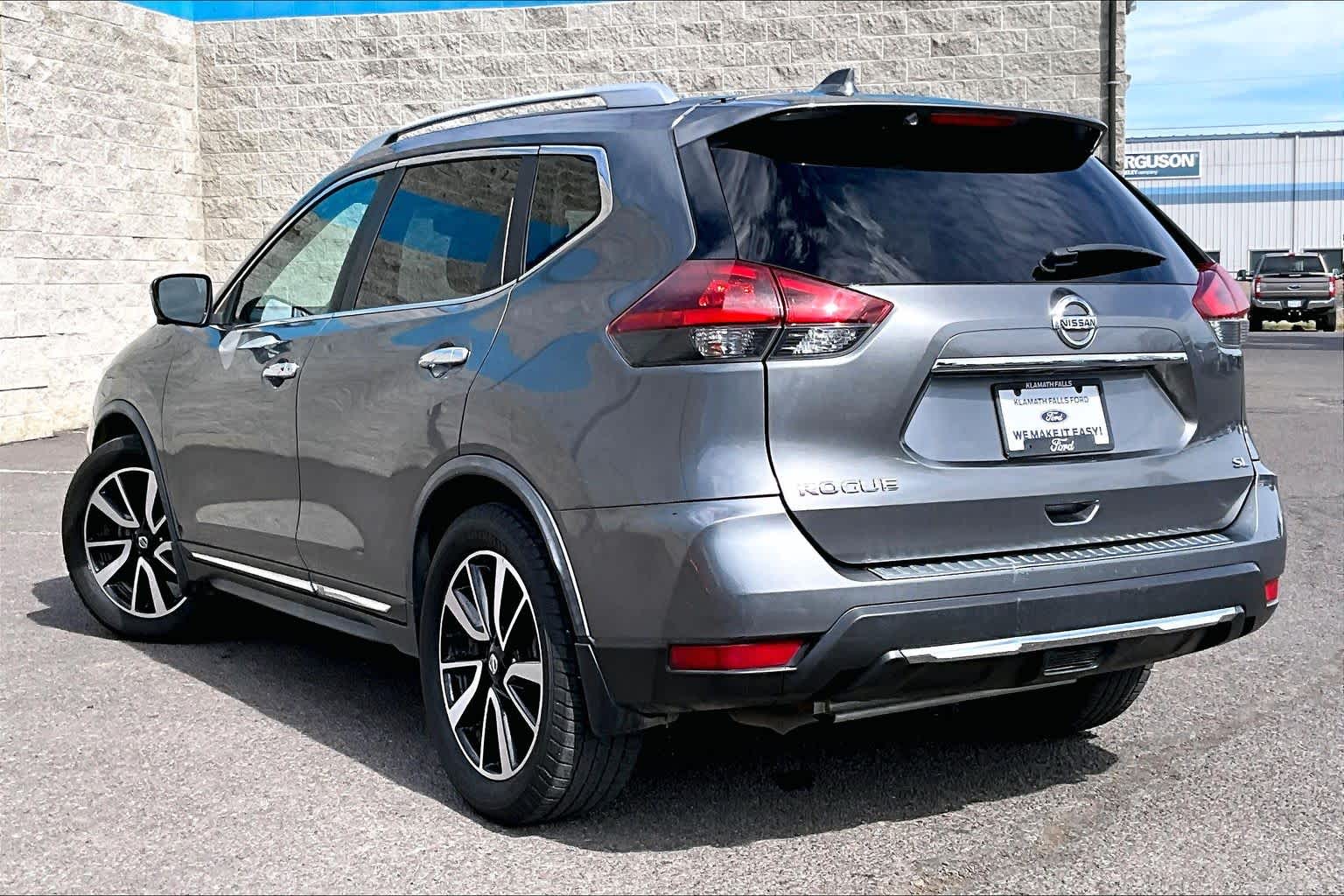 Thumbnail: 2018 Nissan Rogue - 4