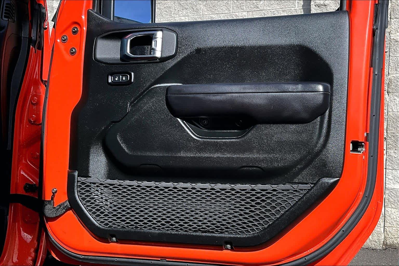 Thumbnail: 2020 Jeep Gladiator - 28