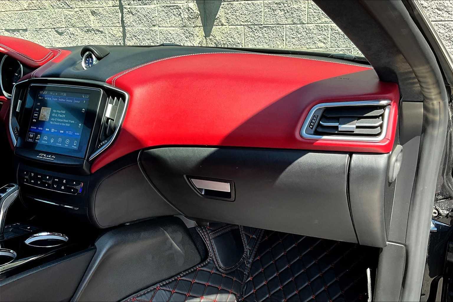 Thumbnail: 2019 Maserati Ghibli - 23