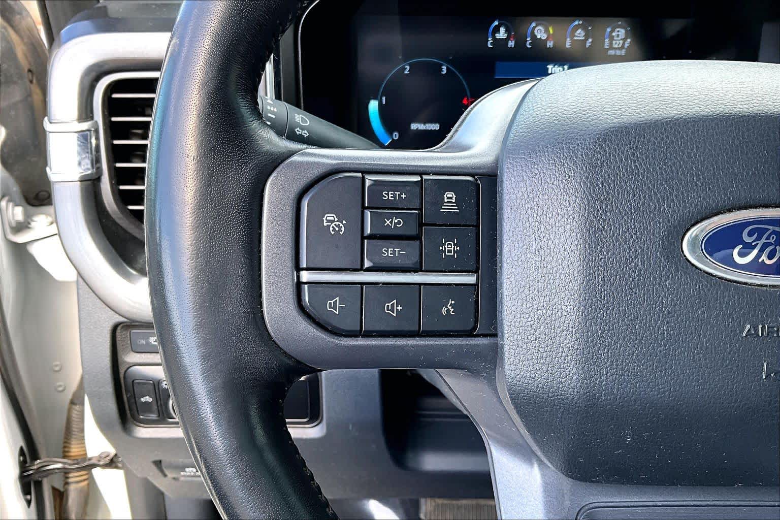 Thumbnail: 2024 Ford F-350 - 24