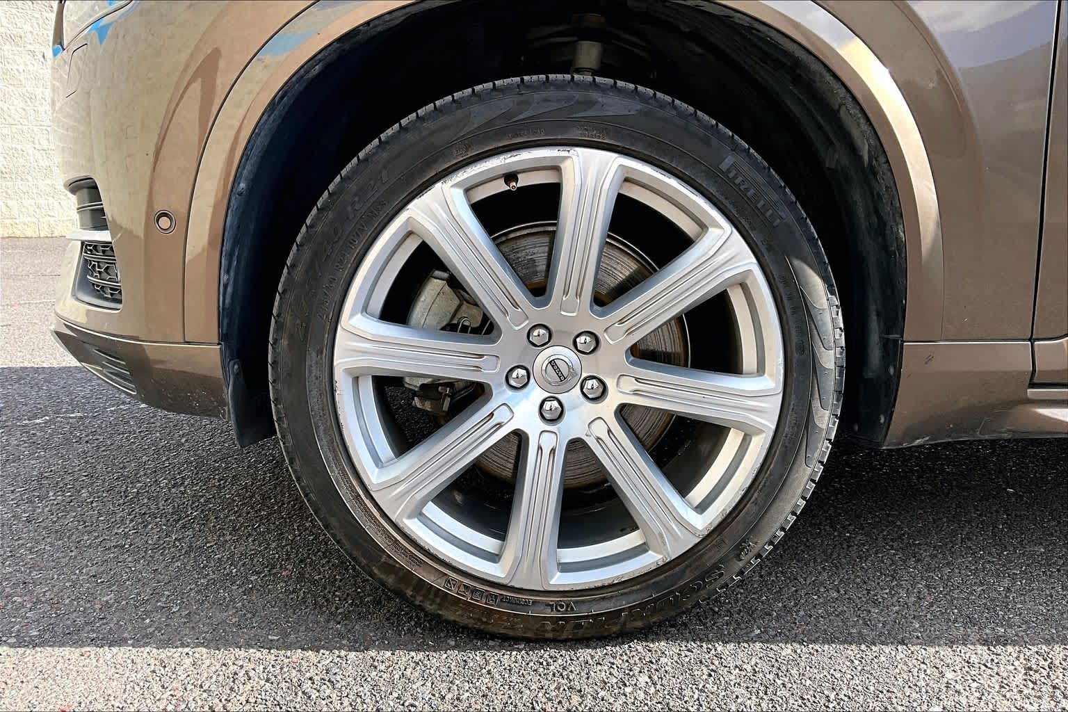 Thumbnail: 2017 Volvo XC90 - 8