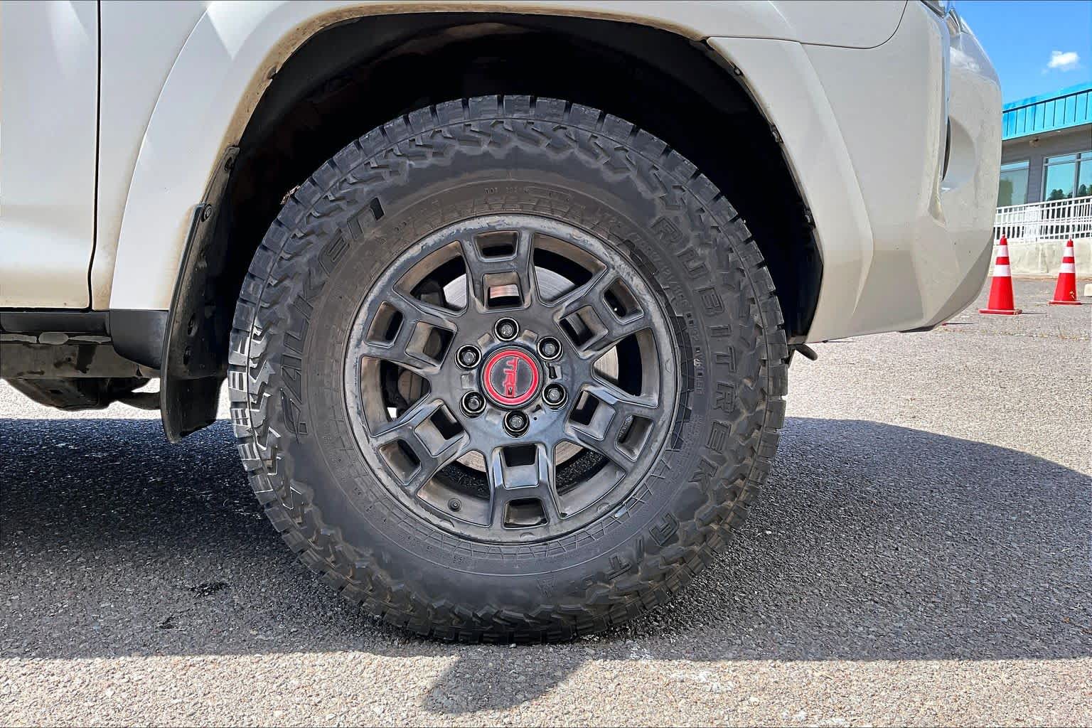 Thumbnail: 2022 Toyota 4Runner - 34