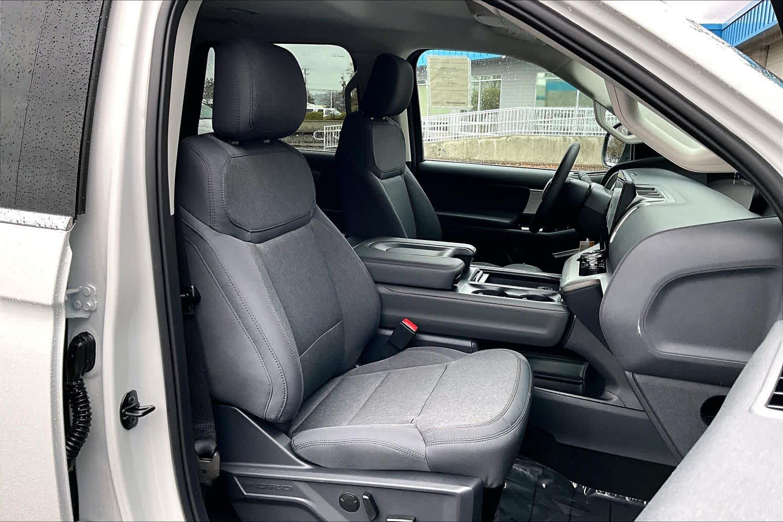 Thumbnail: 2025 Ford Expedition - 14