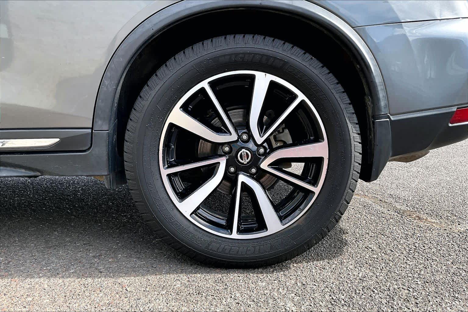 Thumbnail: 2018 Nissan Rogue - 35