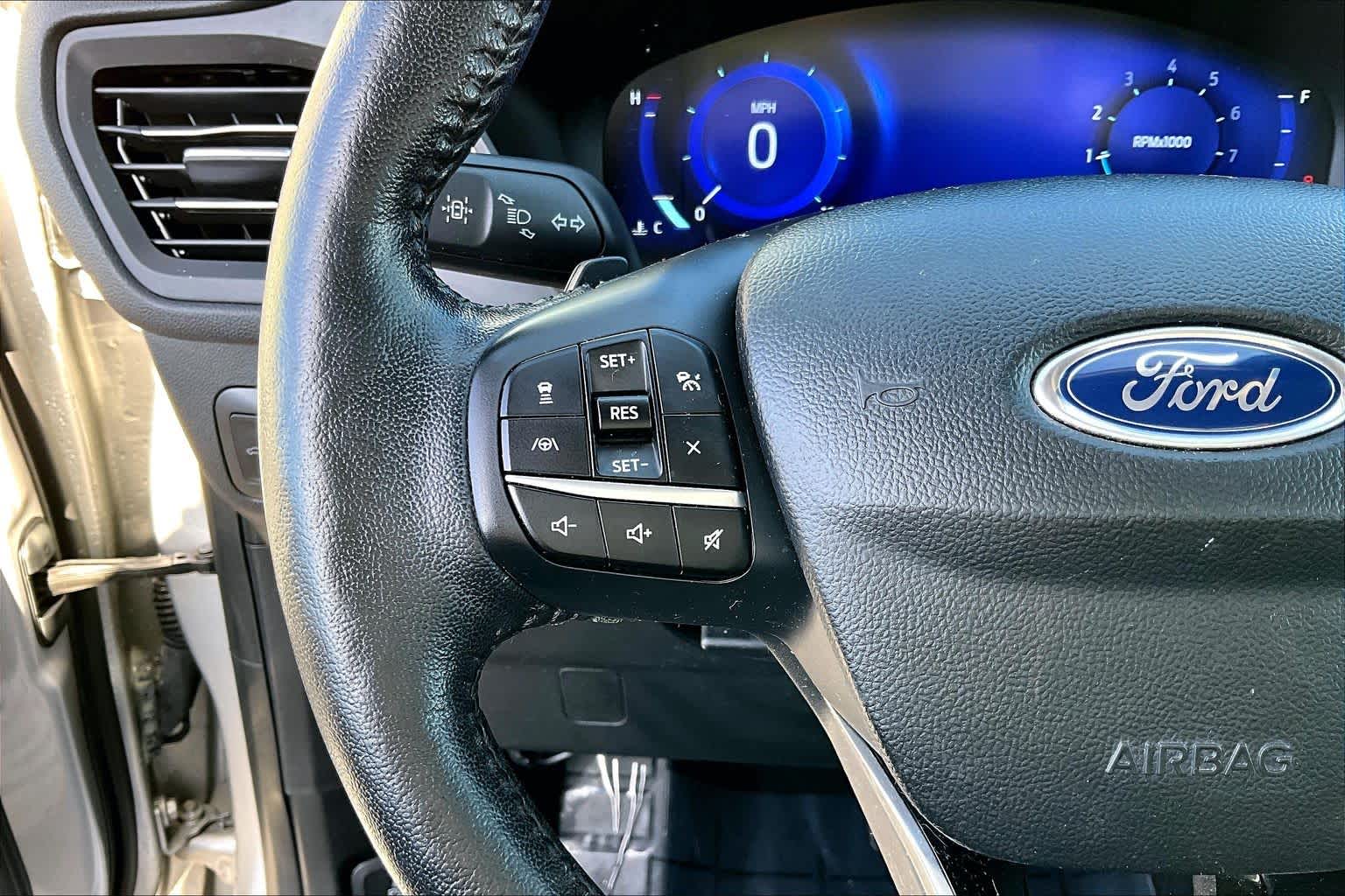 Thumbnail: 2020 Ford Escape - 24