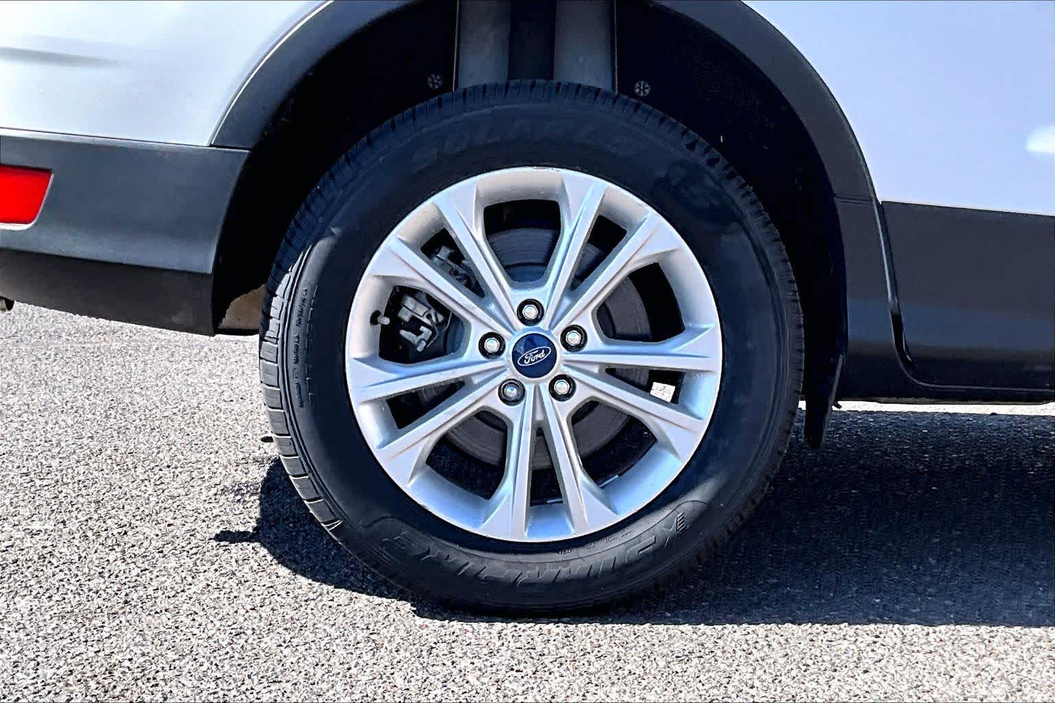 Thumbnail: 2019 Ford Escape - 36