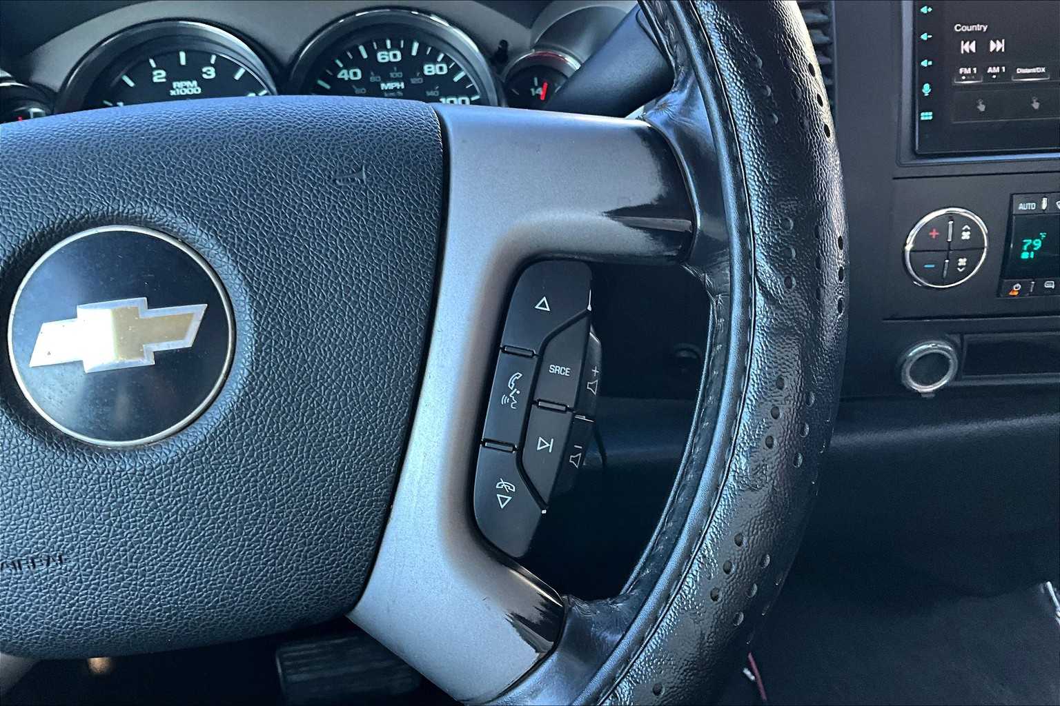 Thumbnail: 2010 Chevrolet Silverado 3500 - 25