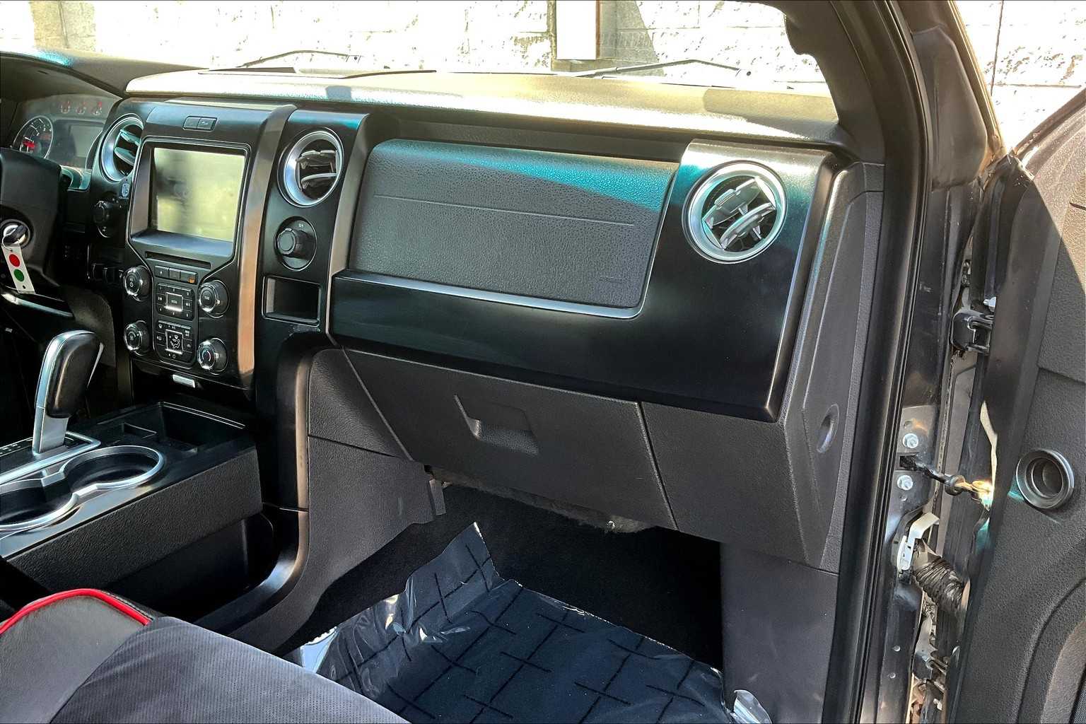2014 Ford F-150  19