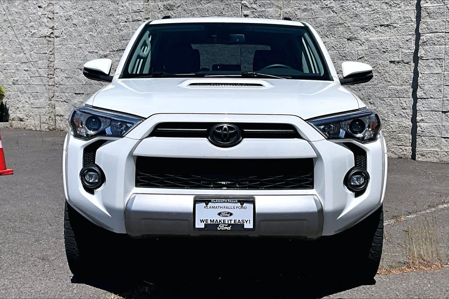 Thumbnail: 2022 Toyota 4Runner - 6
