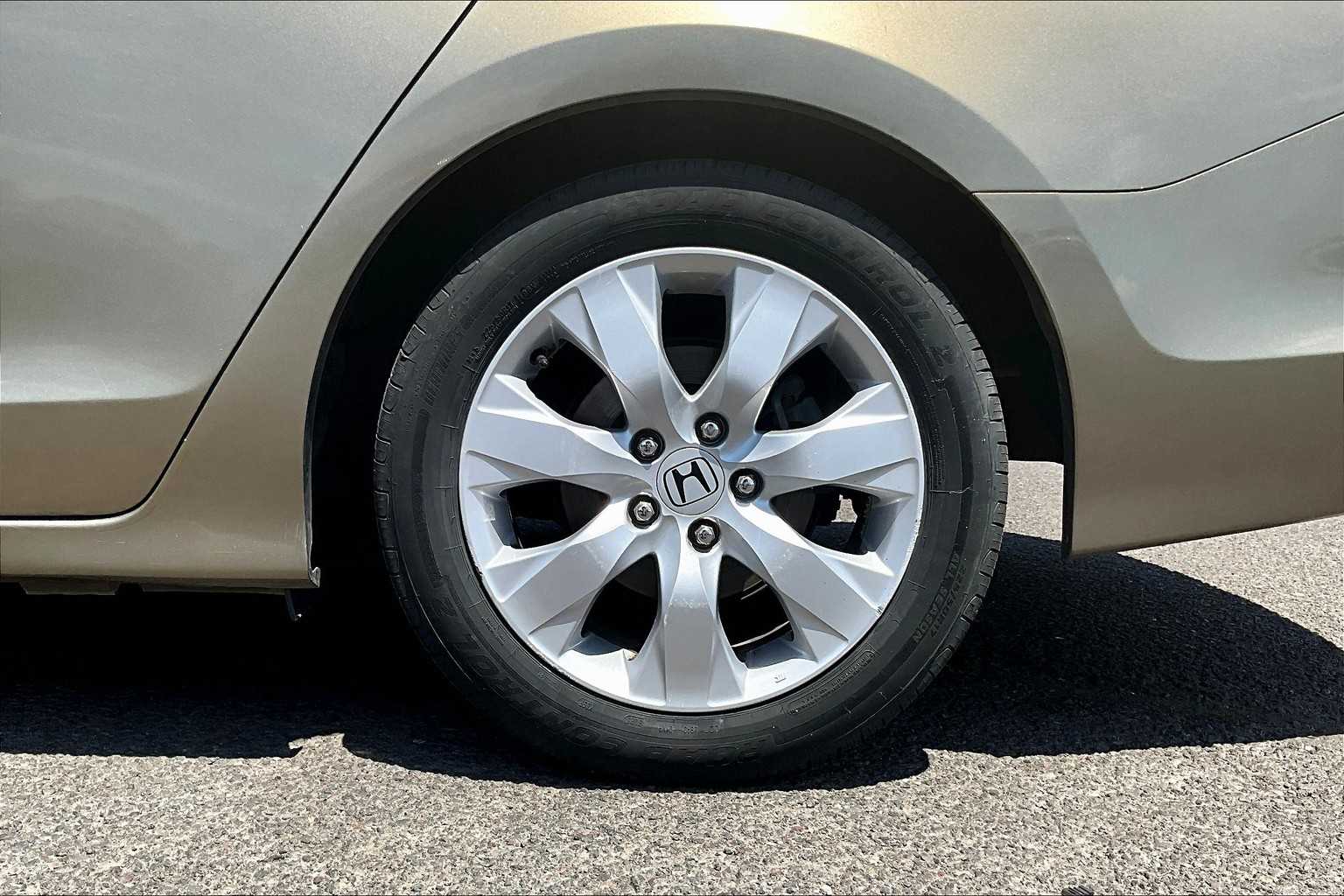2008 Honda Accord  34