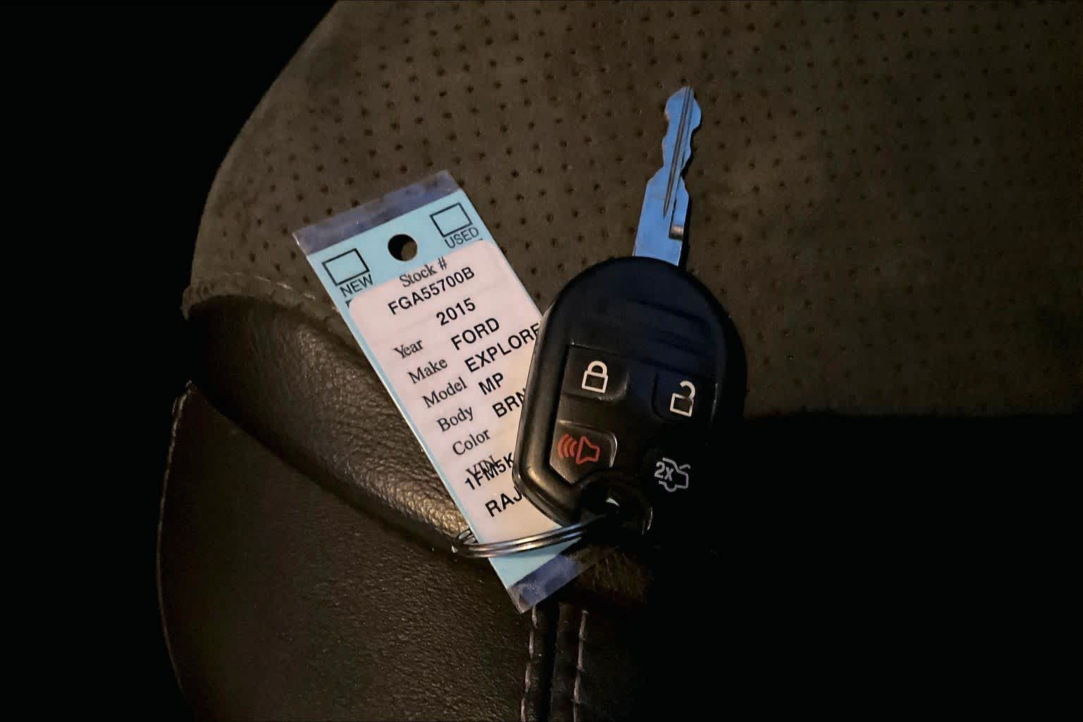 Thumbnail: 2015 Ford Explorer - 19