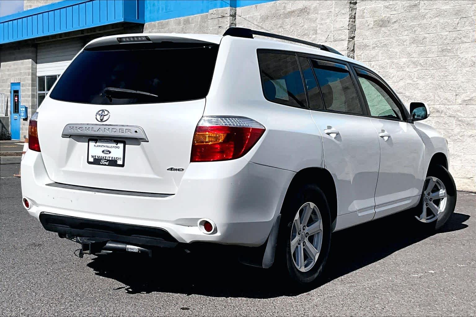 Thumbnail: 2010 Toyota Highlander - 22