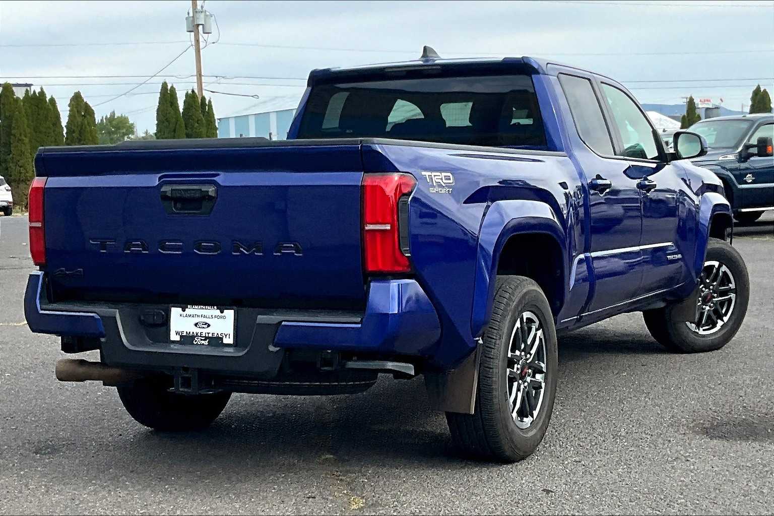 Thumbnail: 2024 Toyota Tacoma - 22