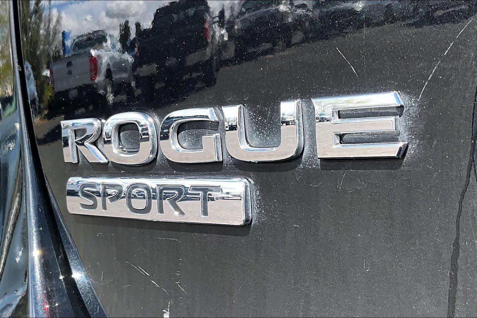 Thumbnail: 2021 Nissan Rogue Sport - 7