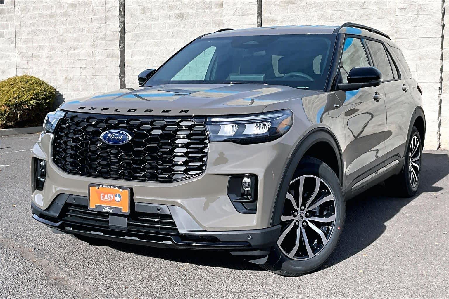 Thumbnail: 2026 Ford Explorer - 1