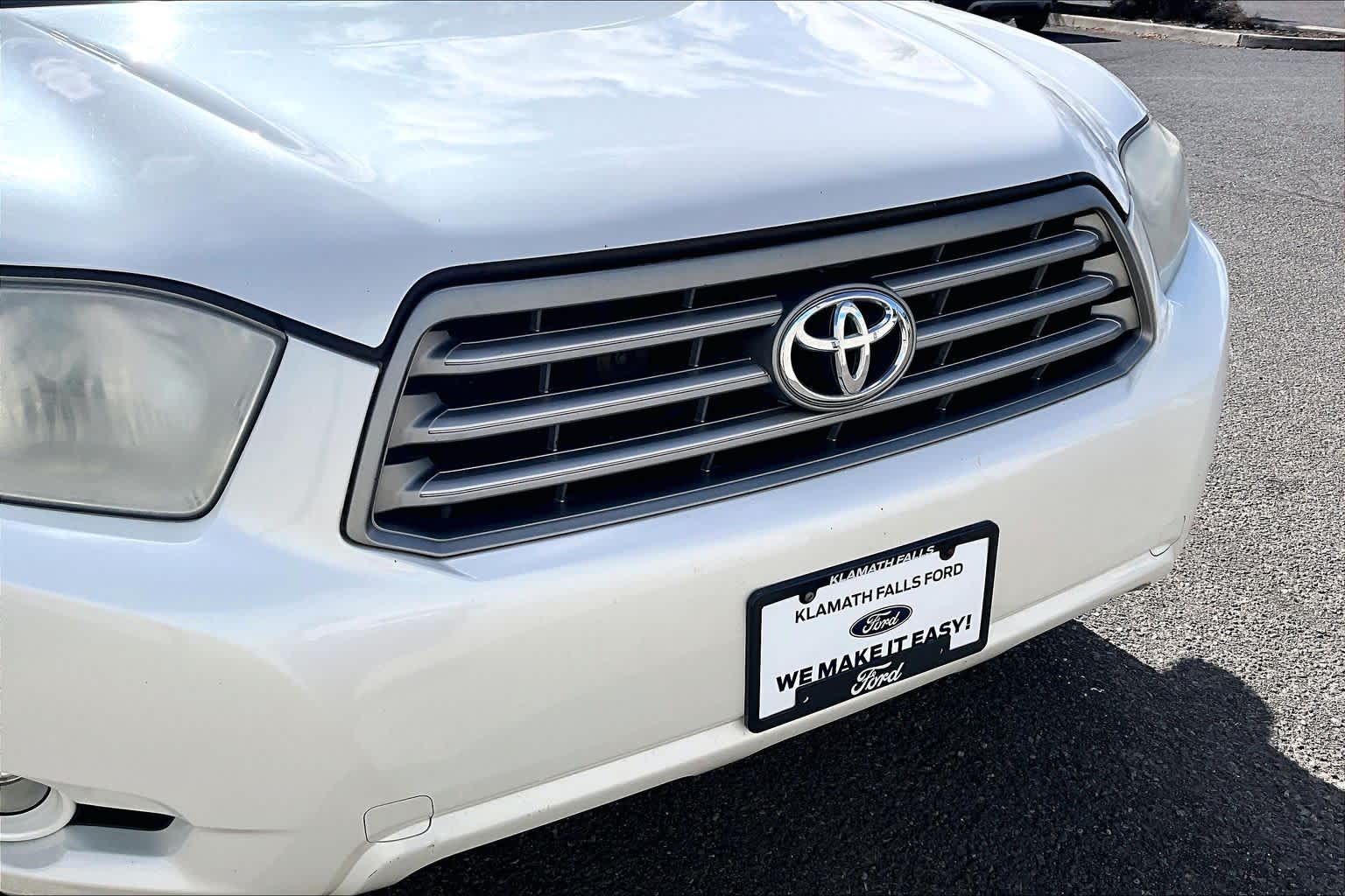 Thumbnail: 2010 Toyota Highlander - 33