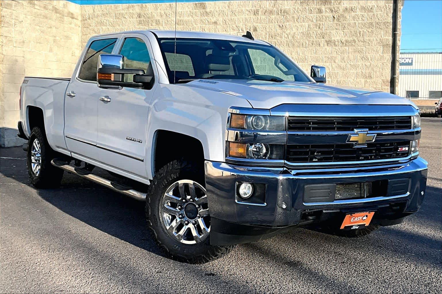 Thumbnail: 2015 Chevrolet Silverado 2500 - 21