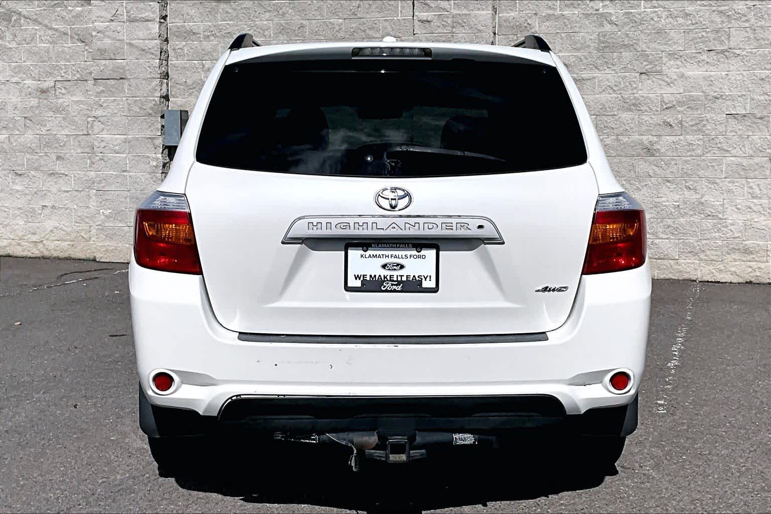 Thumbnail: 2010 Toyota Highlander - 5