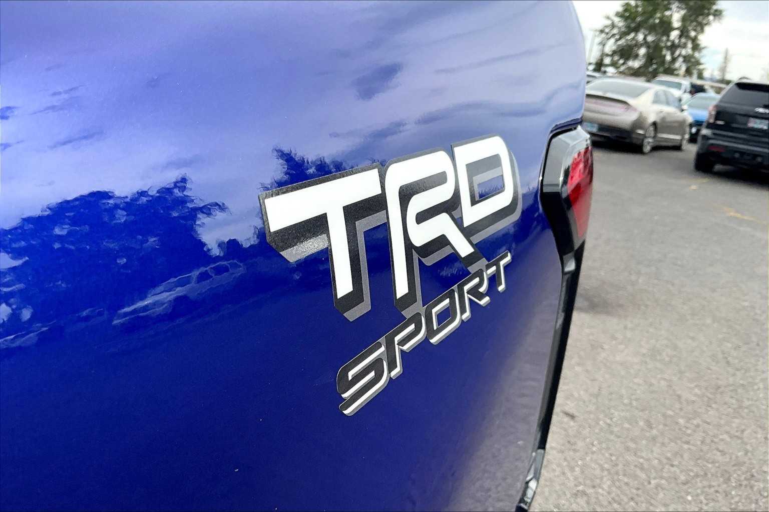 Thumbnail: 2024 Toyota Tacoma - 7