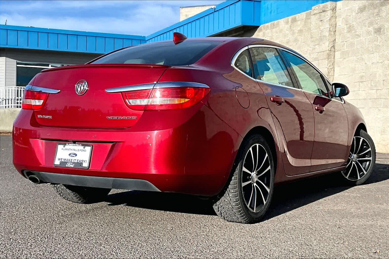 Thumbnail: 2017 Buick Verano - 22