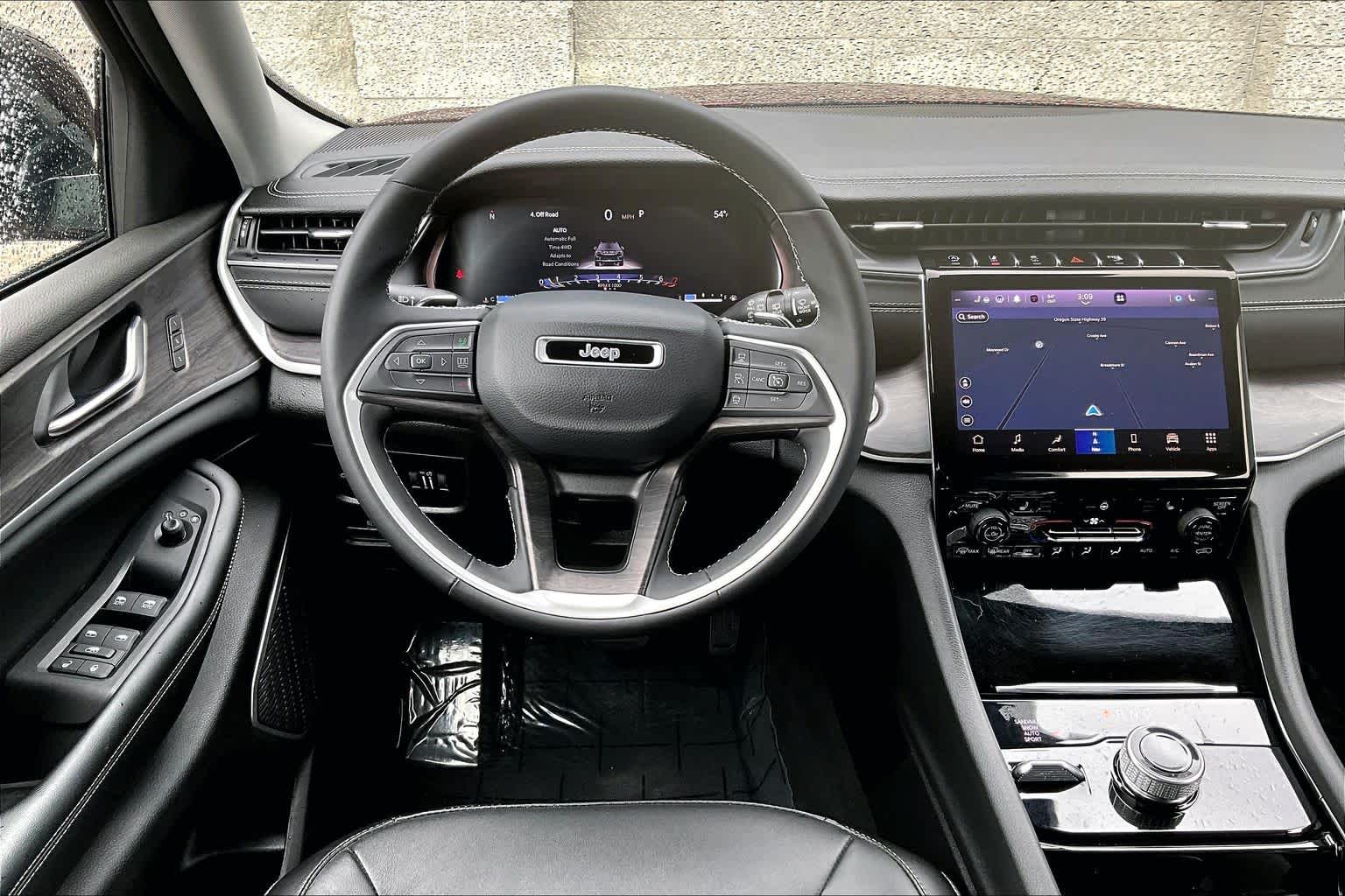 Thumbnail: 2023 Jeep Grand Cherokee - 13