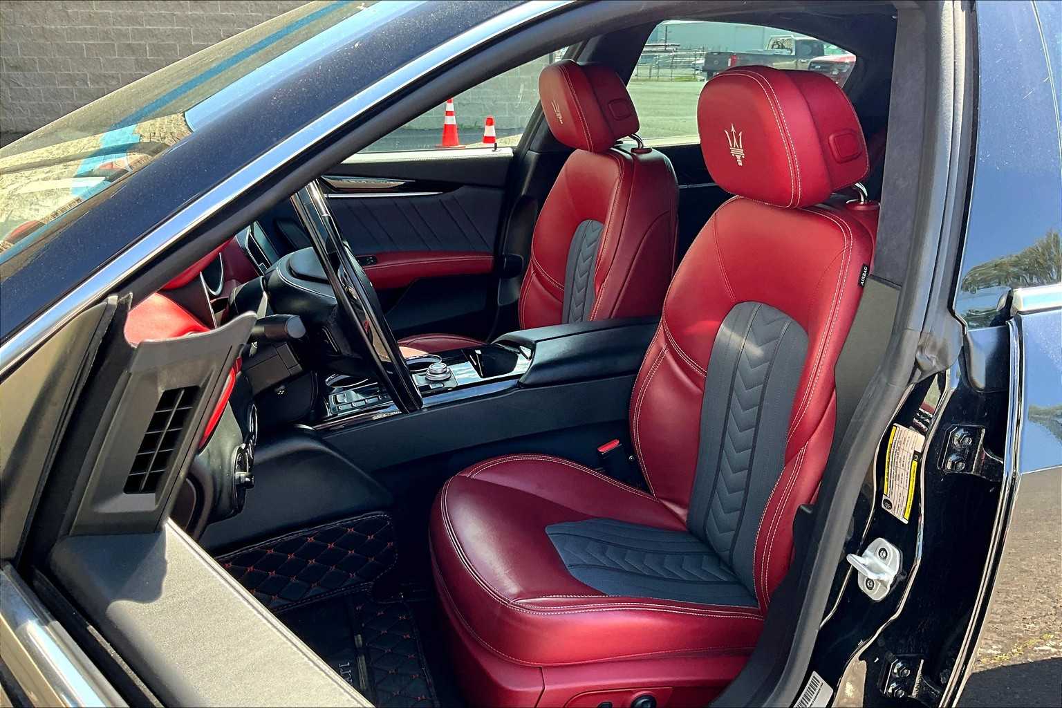 Thumbnail: 2019 Maserati Ghibli - 11