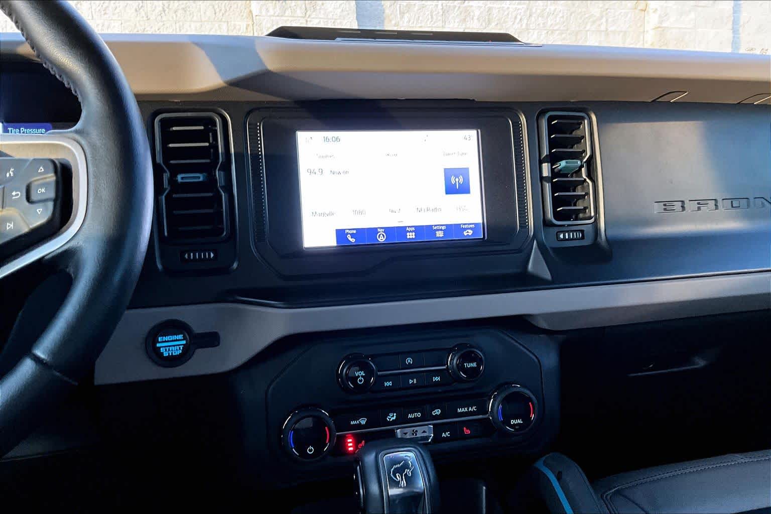 Thumbnail: 2023 Ford Bronco - 15